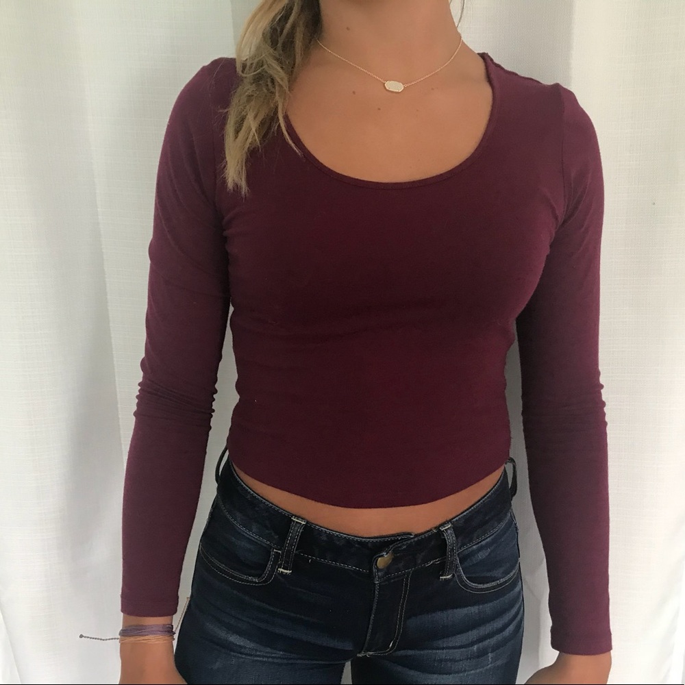 Long sleeve crop top